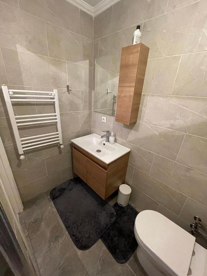 Duplex With Terrace In Center,5Mn Walk To Istiklal Apartment Istanbul Ngoại thất bức ảnh